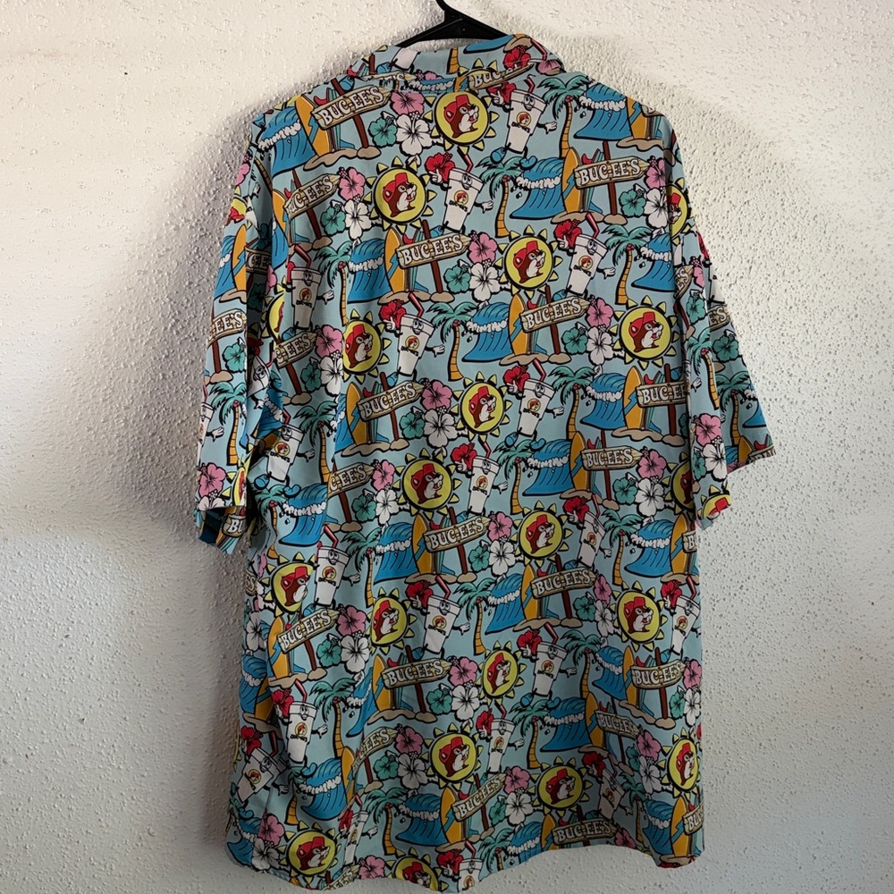 Fun Buccees Button Up - Picture 4 of 4